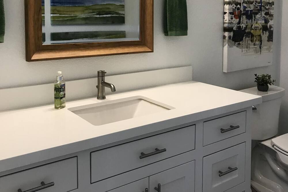 Photo of Bathroom in Graford
