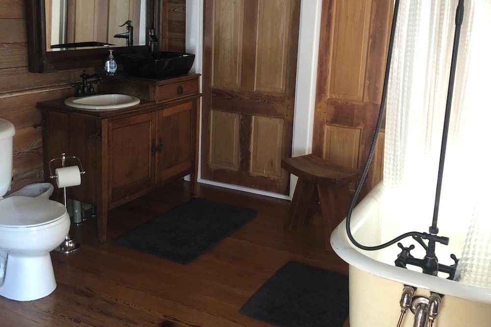 Photo of Bathroom in Biloxi