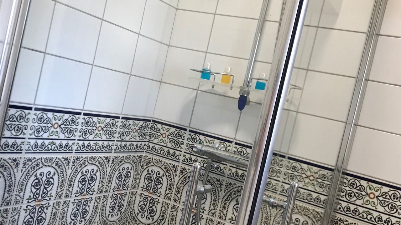 Photo of Bathroom in Quartier Beauregard-Boufflers-Buthegnemont-Boudonville