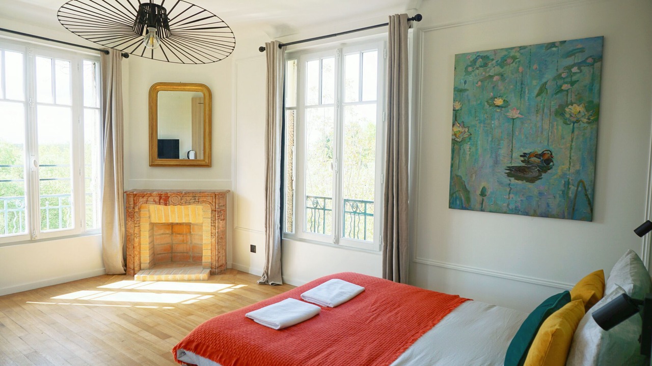 Photo of Bedroom in La Roche-Guyon