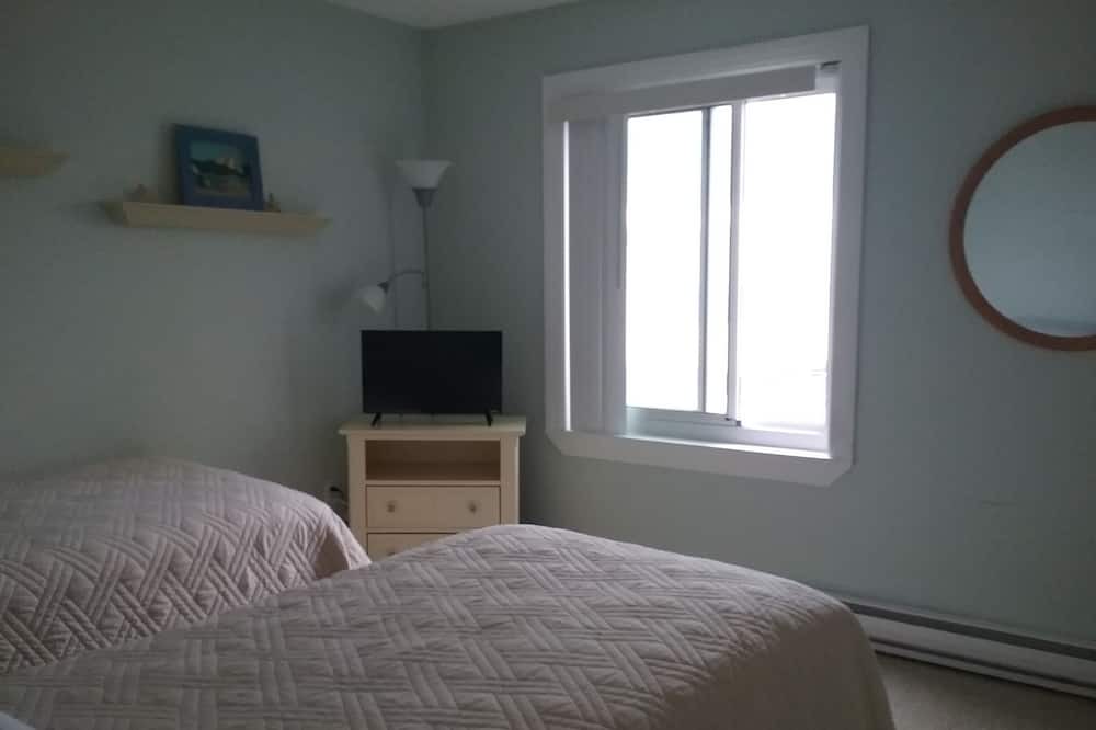 Photo of Bedroom in Old Orchard Beach