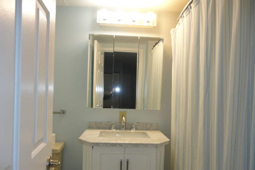 Photo of Bathroom in Old Orchard Beach