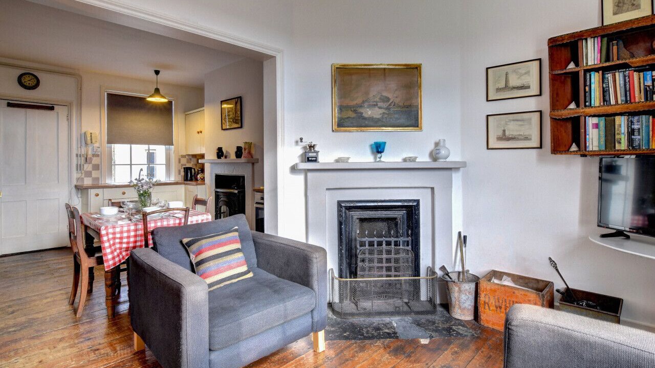 Photo of Livingroom in Woodbridge