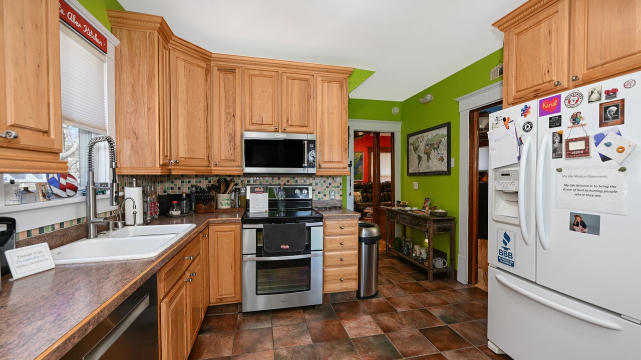 Photo of Kitchen in Highland Square