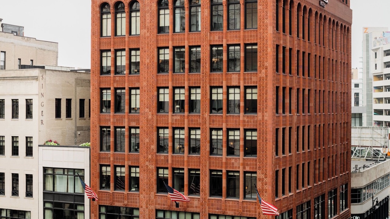 Photo of Outdoor in Downtown Detroit