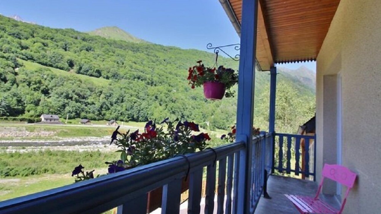 Photo of Patio Balcony in Saligos
