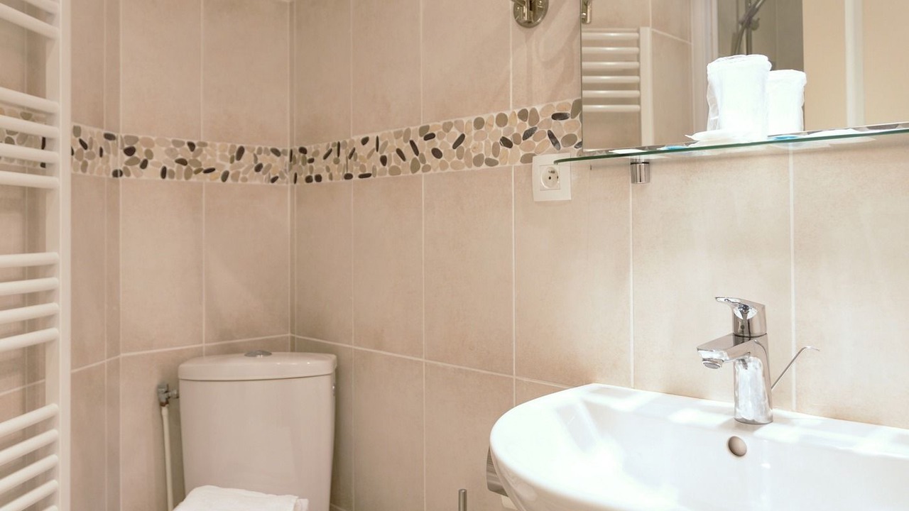 Photo of Bathroom in Tracy-sur-Mer