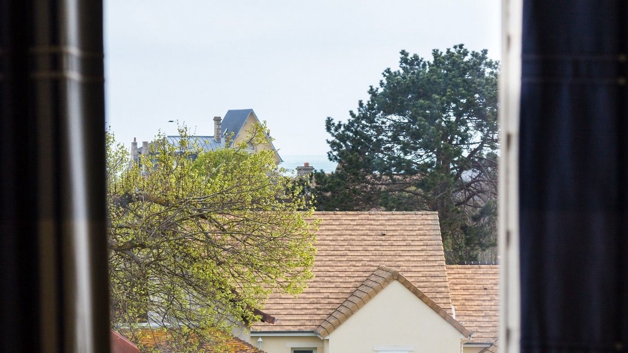 Photo of Bedroom in Tracy-sur-Mer