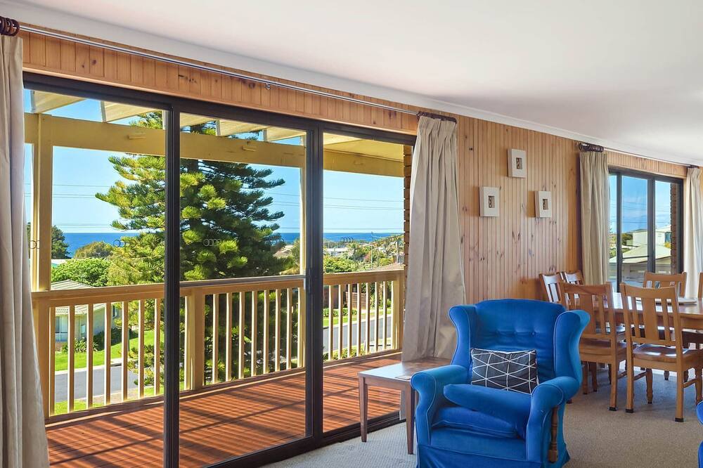 Photo of Livingroom in Dalmeny