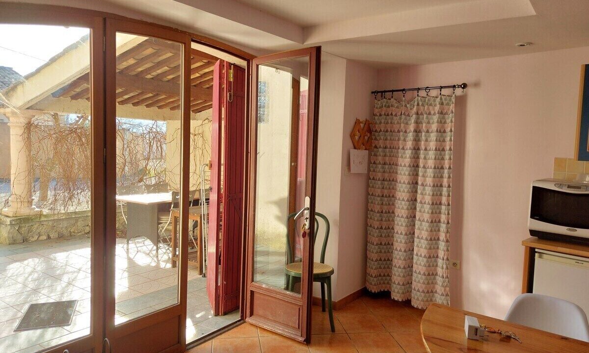 Photo of Outdoor in Alba-la-Romaine