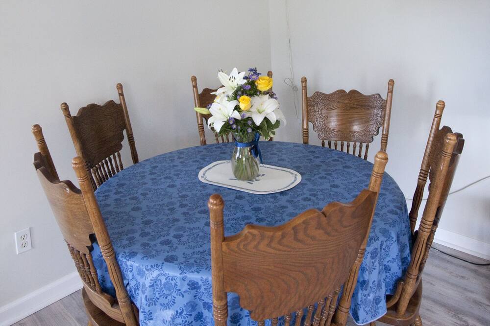 Photo of Kitchen in Town of Richmond