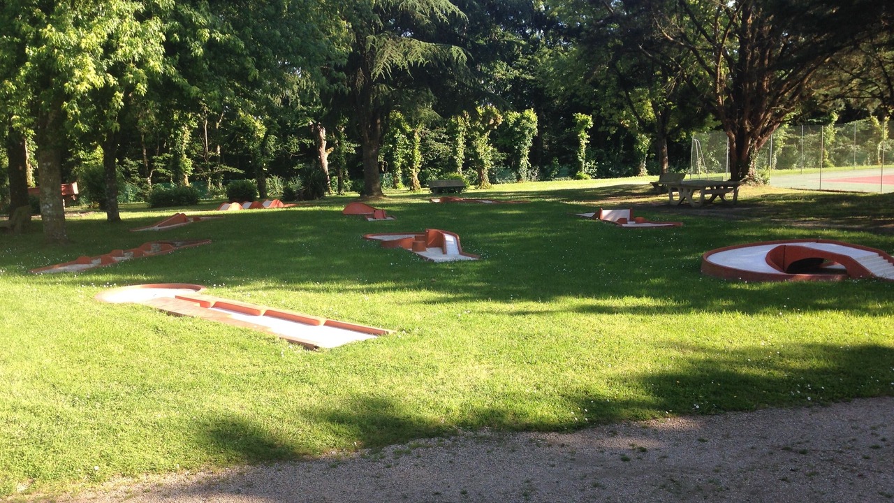 Photo of Outdoor in Plesse