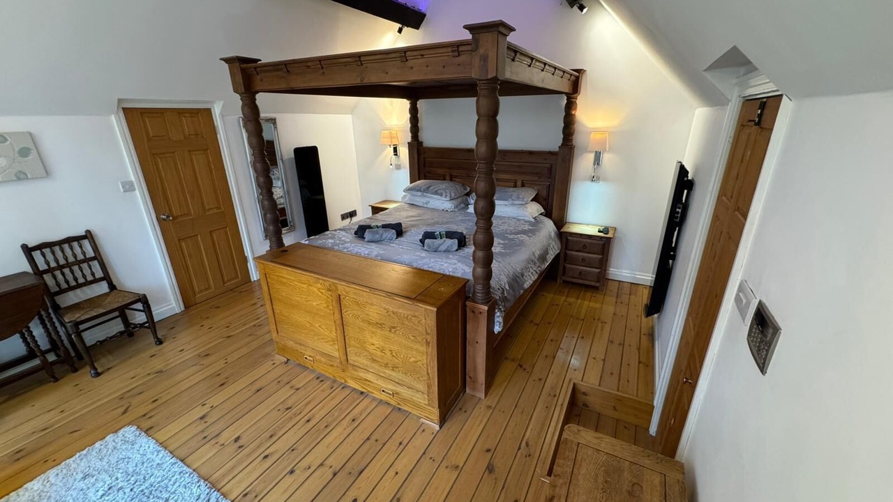 Photo of Others in Chapel en le Frith