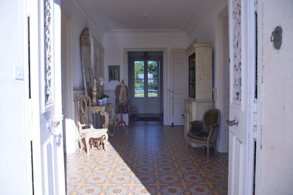 Photo of Others in Montaigu