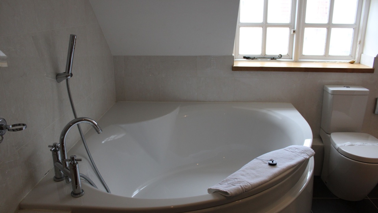 Photo of Bathroom in Ventnor