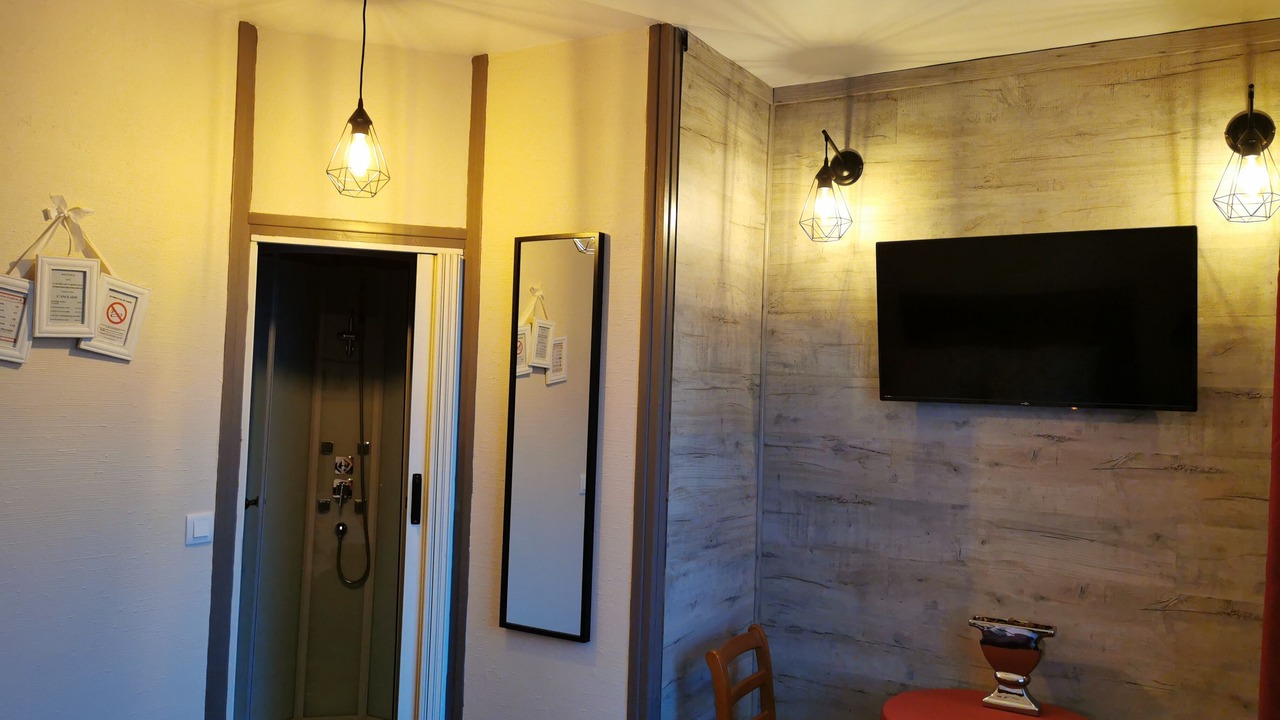 Photo of Bedroom in Corneville-sur-Risle