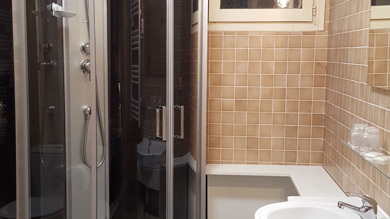 Photo of Bathroom in Corneville-sur-Risle