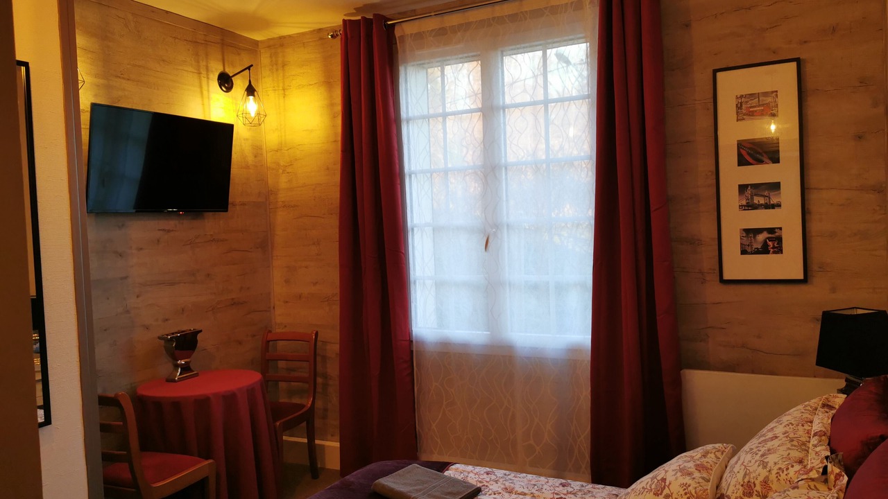 Photo of Bedroom in Corneville-sur-Risle