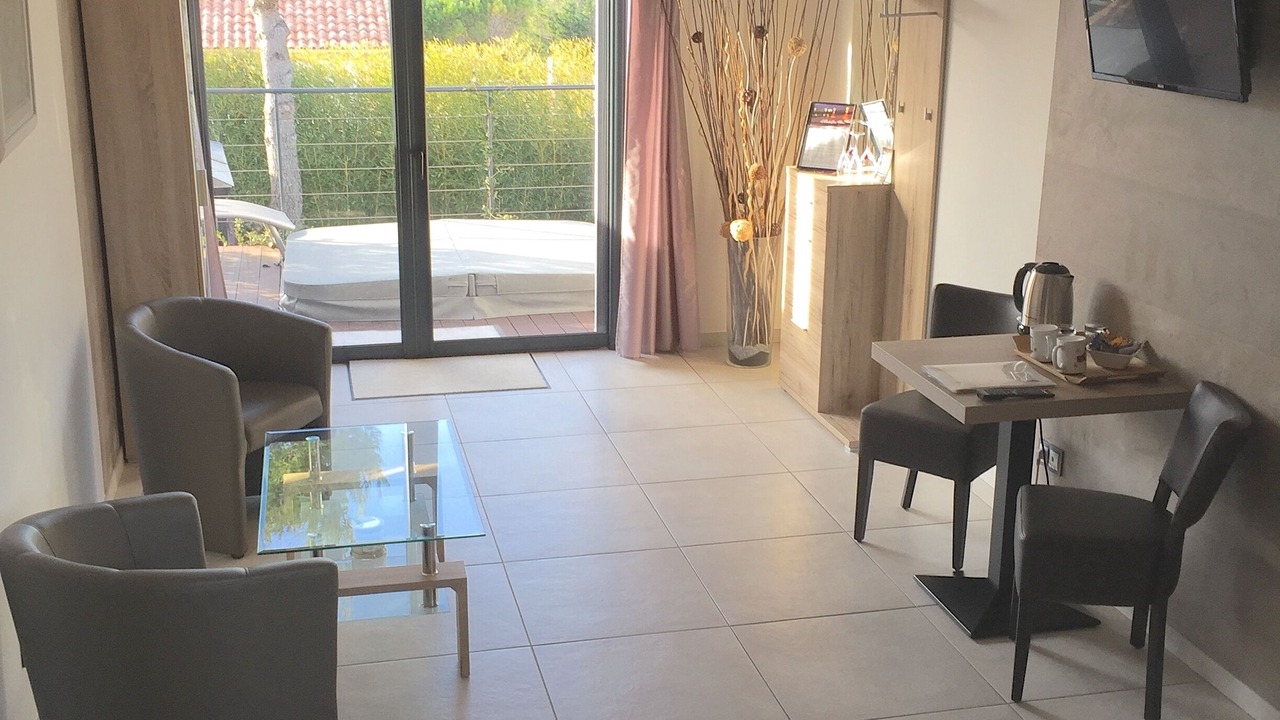 Photo of Bedroom in Sausset-les-Pins