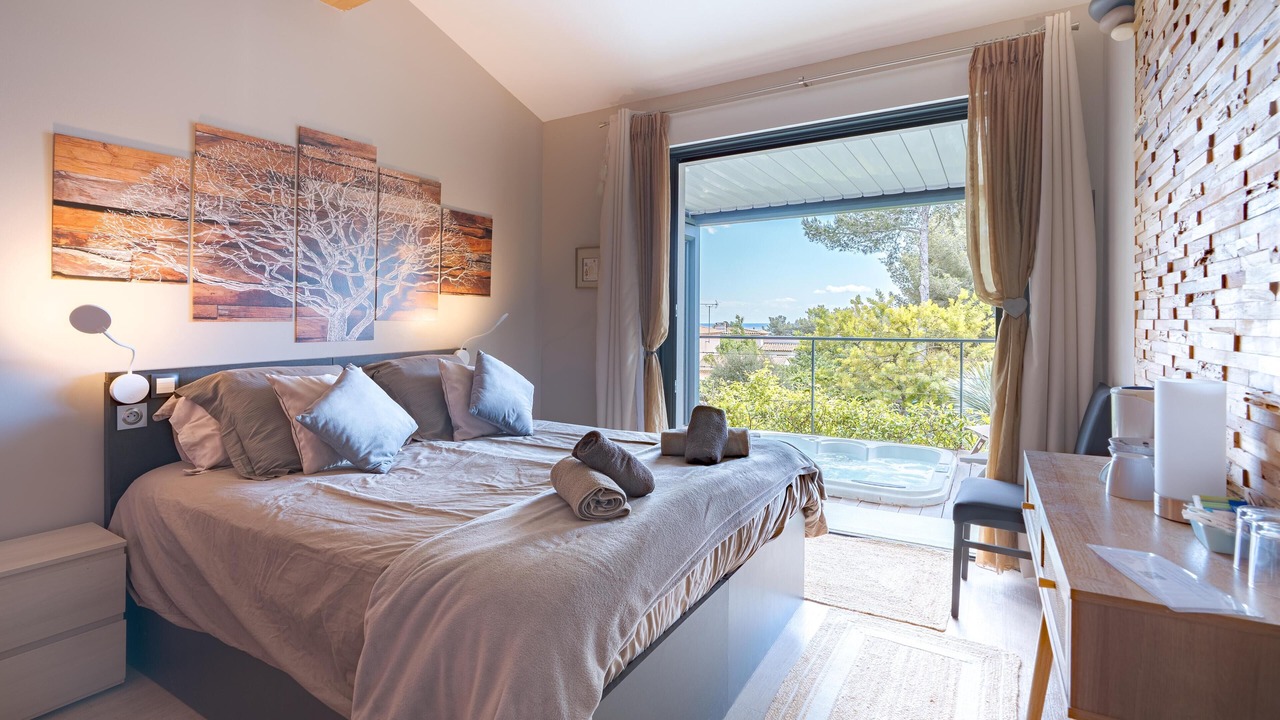 Photo of Bedroom in Sausset-les-Pins