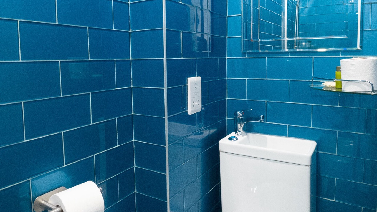 Photo of Bathroom in Newquay City Centre