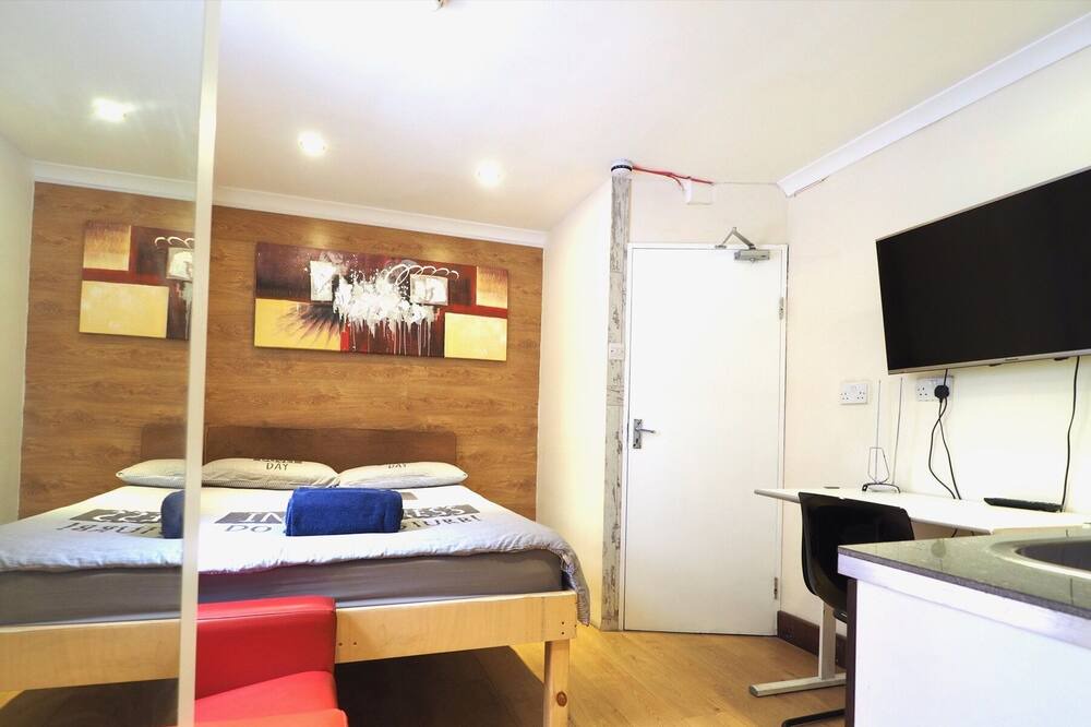 Photo of Others in Stepney Green