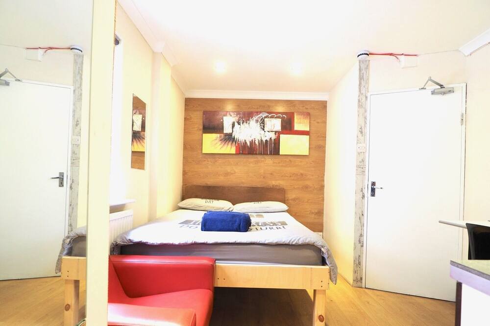 Photo of Others in Stepney Green