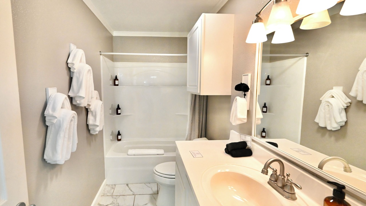Photo of Bathroom in Blanco