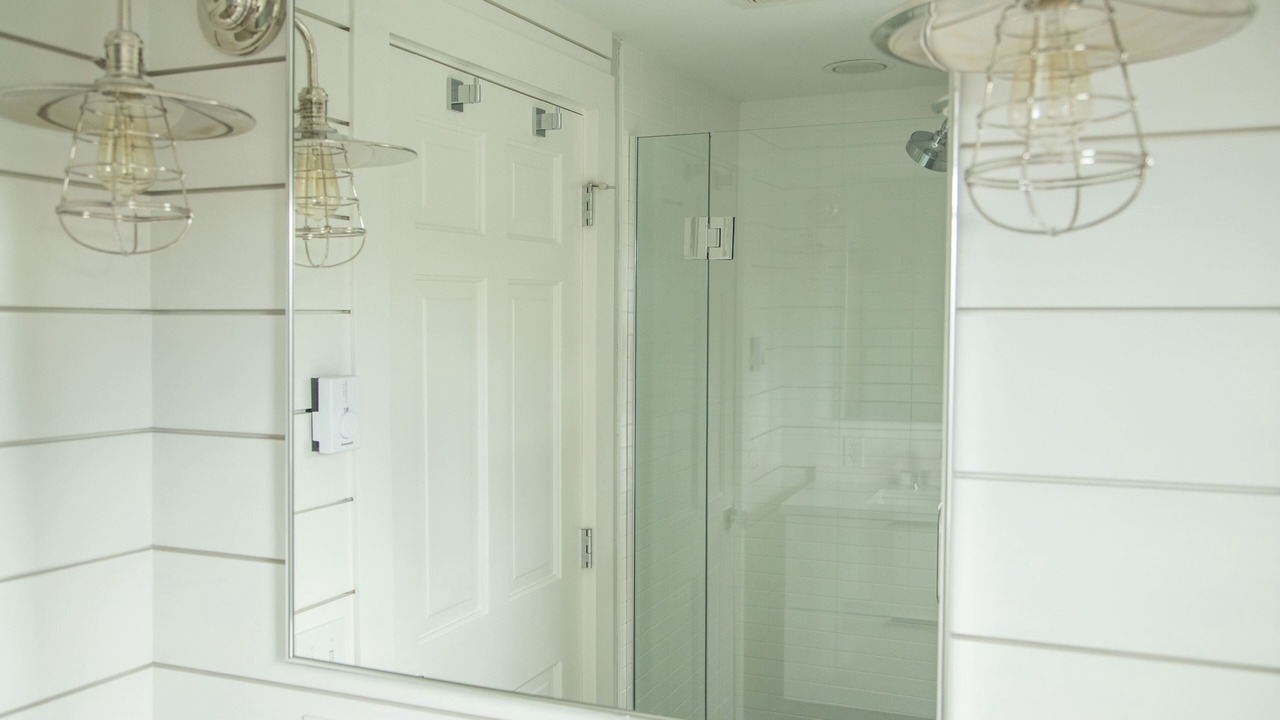 Photo of Bathroom in Brant Point