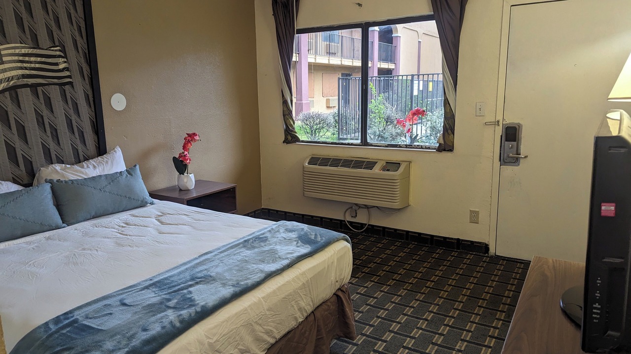 Photo of Bedroom in Tulsa