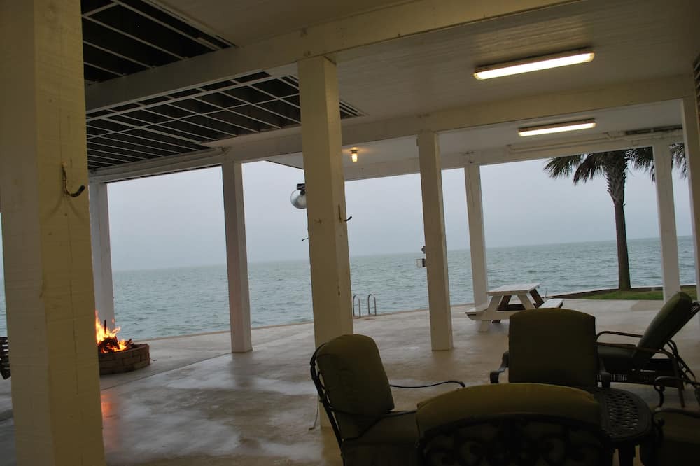 Photo of Patio Balcony in Terramar Beach