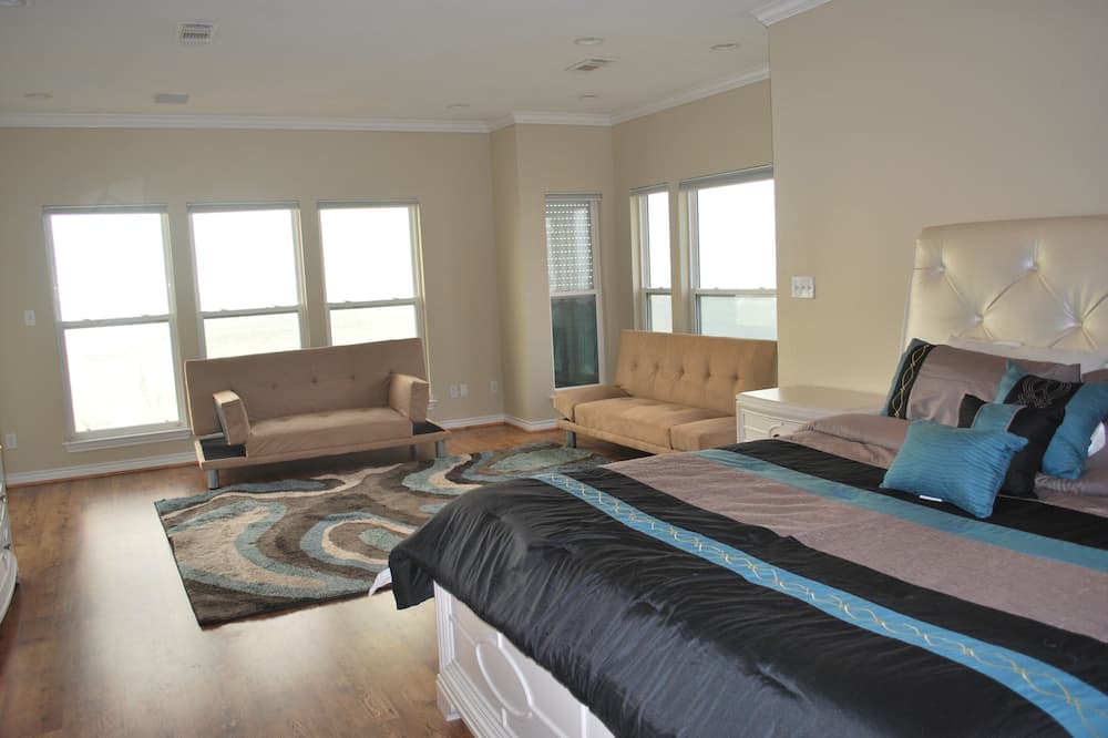 Photo of Bedroom in Terramar Beach