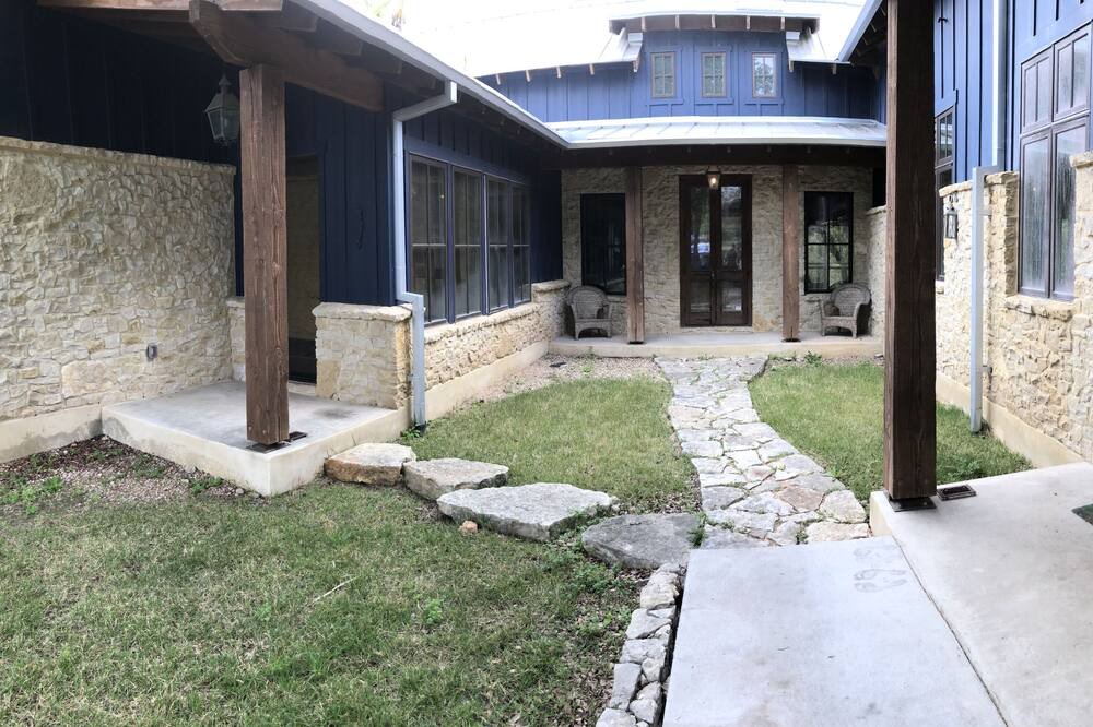 Photo of Outdoor in Austin