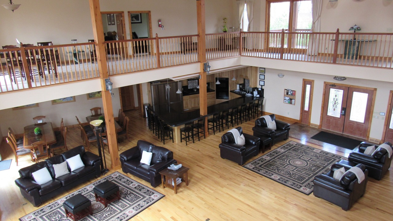 Photo of Livingroom in The Galena Territory
