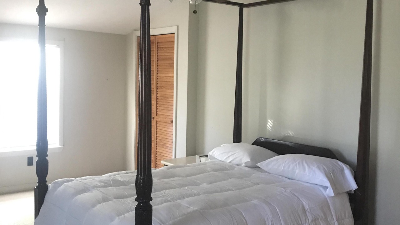 Photo of Bedroom in Jonesville