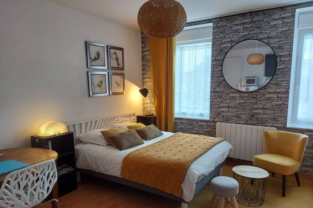Photo of Bedroom in Downtown