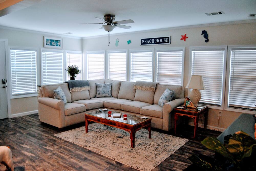Photo of Bedroom in Garden City
