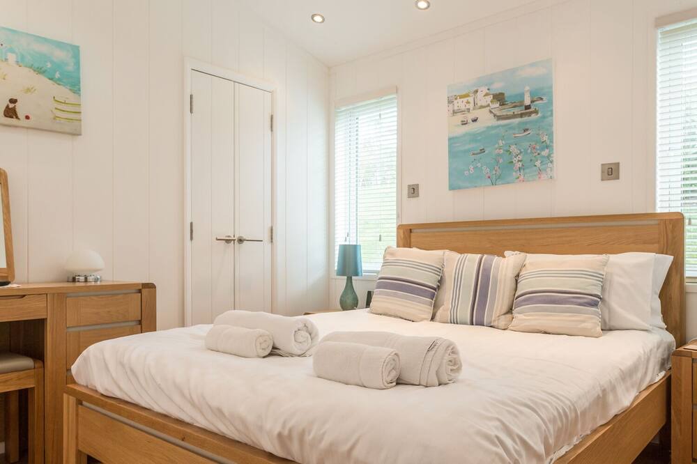 Photo of Bedroom in Looe