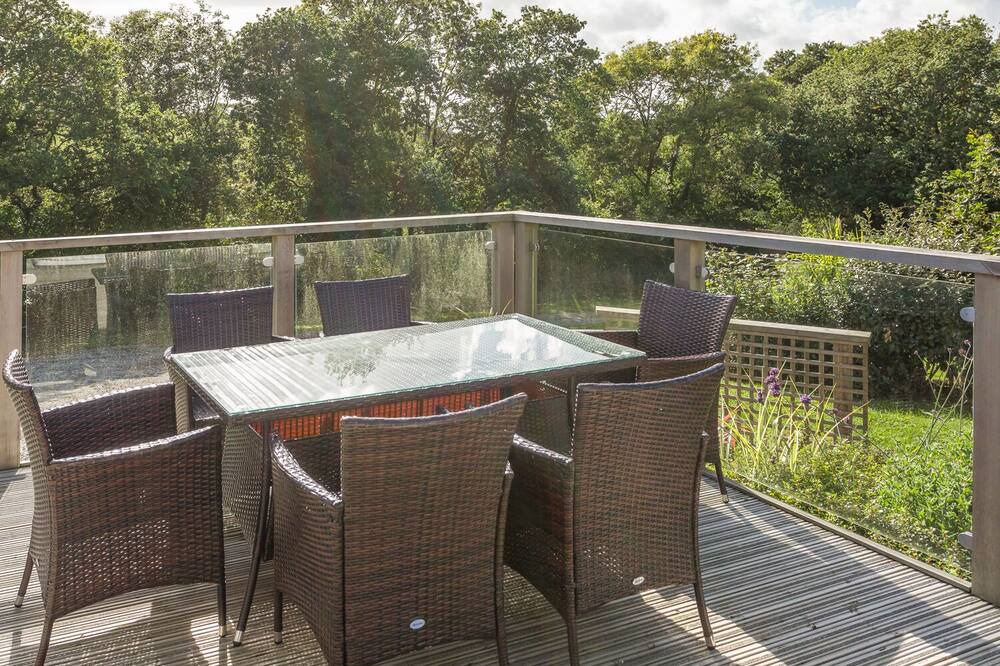 Photo of Patio Balcony in Looe