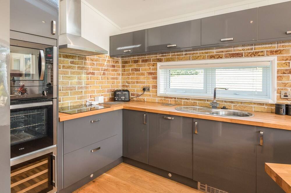 Photo of Kitchen in Looe