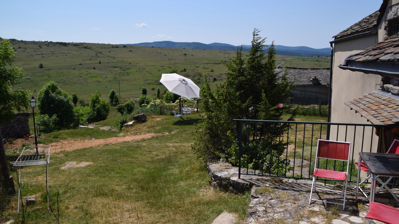 Photo of Patio Balcony in Fraissinet-de-Fourques