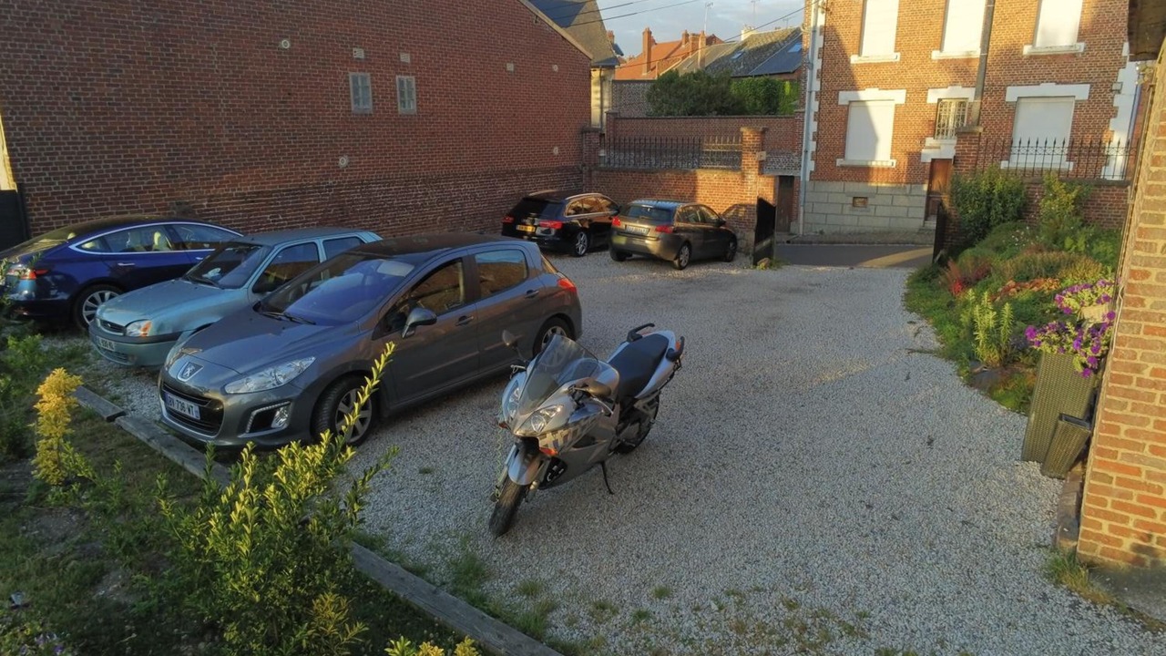 Photo of Others in Peronne