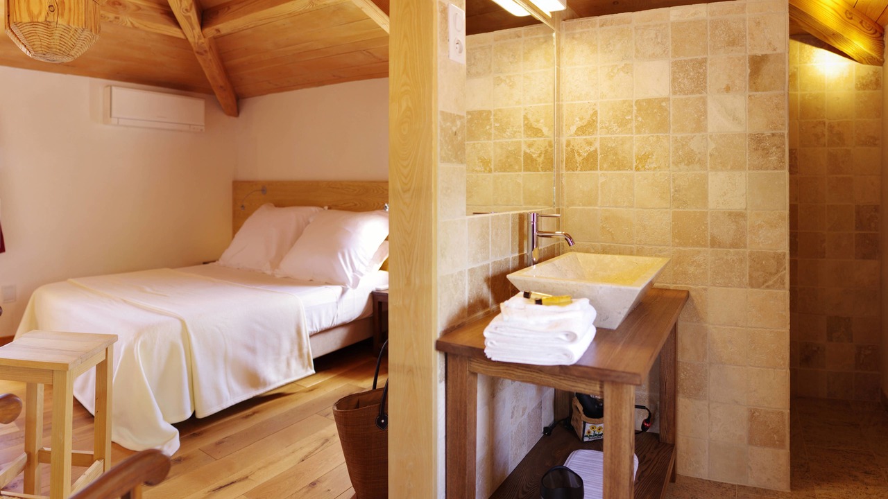 Photo of Bathroom in Vogue