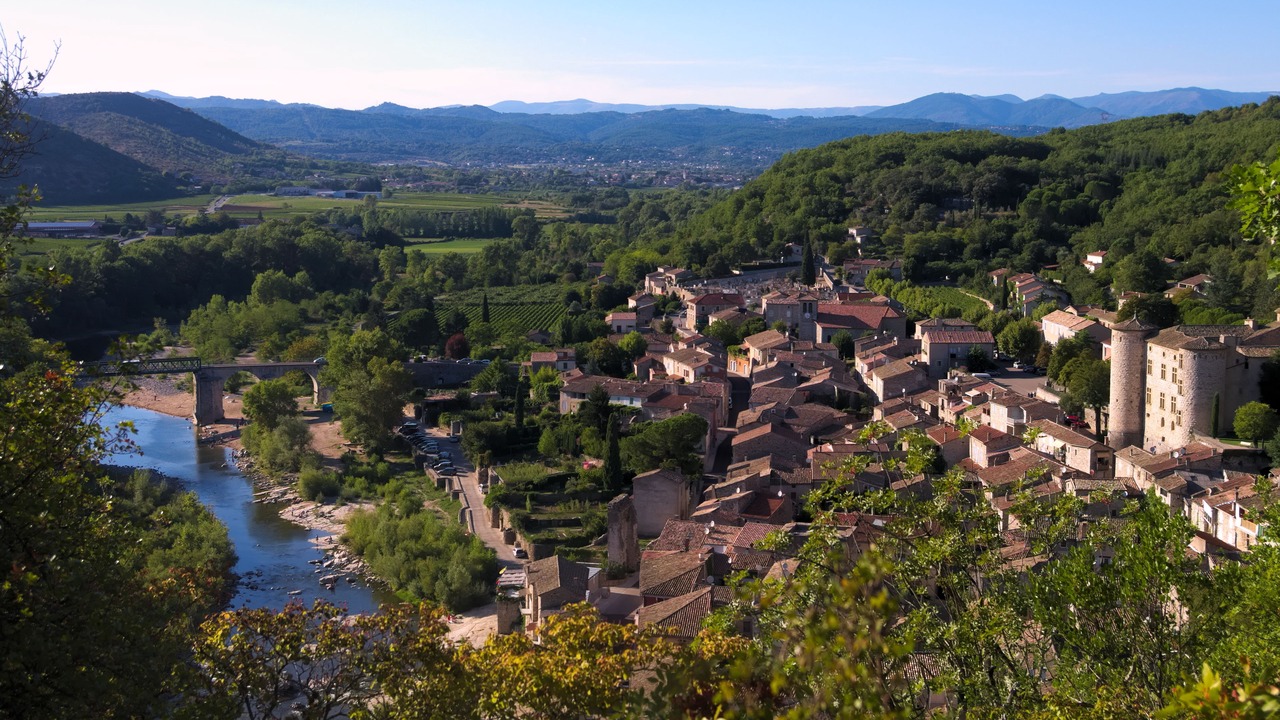 Photo of Others in Vogue