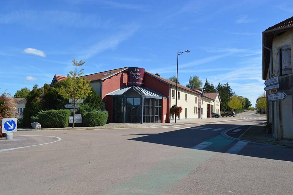 Photo of Outdoor in Soulaines-Dhuys