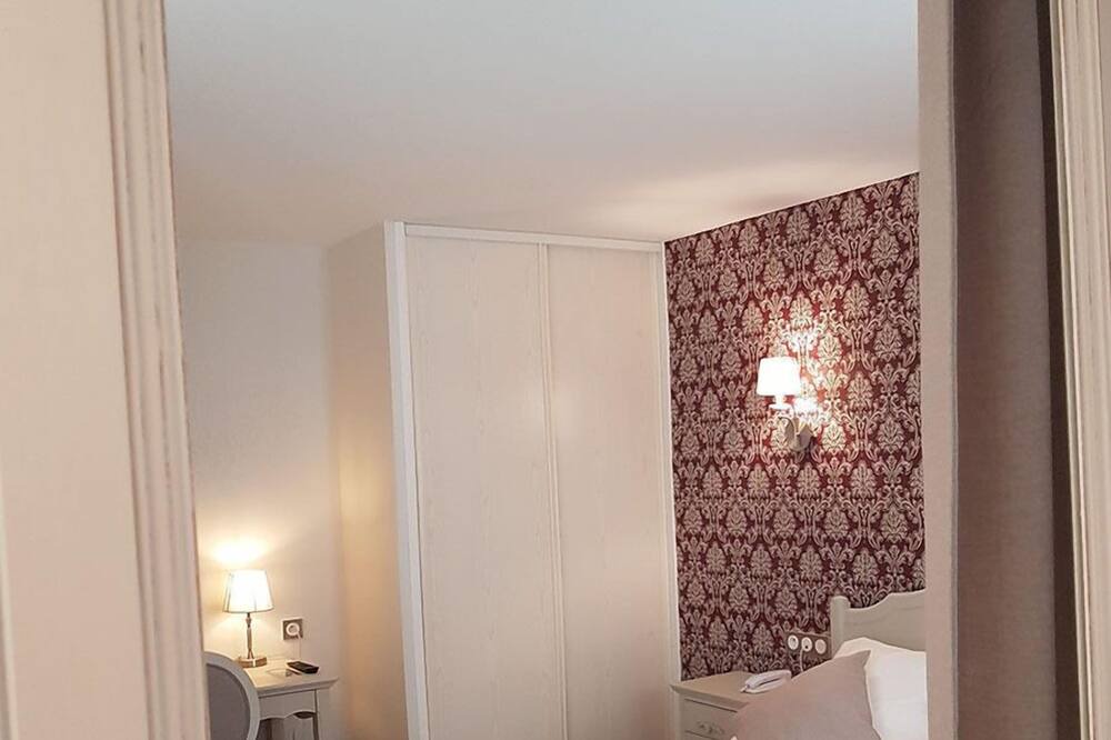 Photo of Bedroom in Soulaines-Dhuys