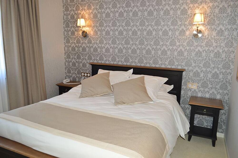 Photo of Bedroom in Soulaines-Dhuys