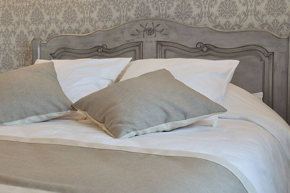 Photo of Bedroom in Soulaines-Dhuys