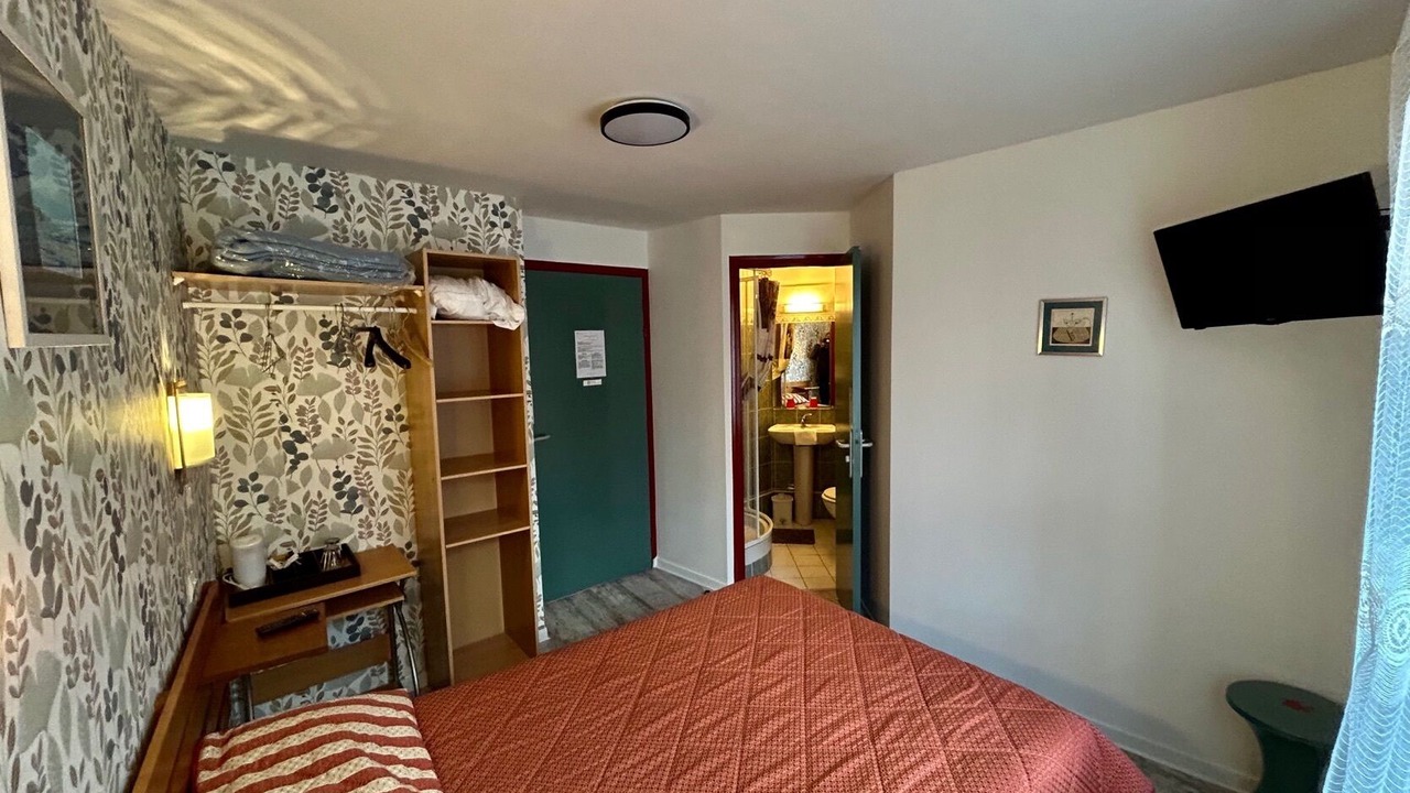 Photo of Bedroom in Forges-les-Eaux