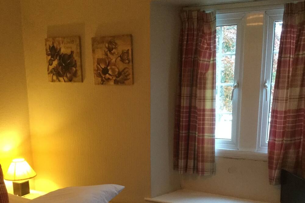 Photo of Bedroom in Chipping Sodbury